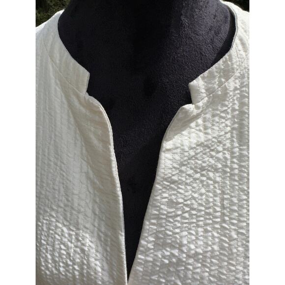 Eileen Fisher 1X Textured Silk Blend Button Up Shirt Plus Size Cream - Picture 4 of 13